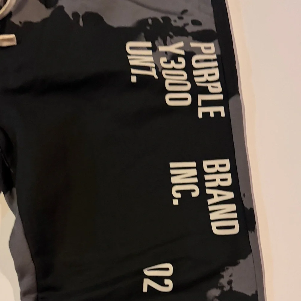 Purple Brand Paine splatter Black and Gray Joggers - Picture 3 of 5